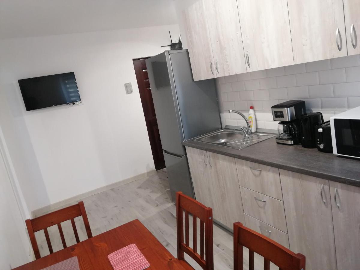 Rîşnov Rosenau Apartment المظهر الخارجي الصورة